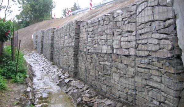 Oprava opěrné zdi – Starý Svojanov – II/364